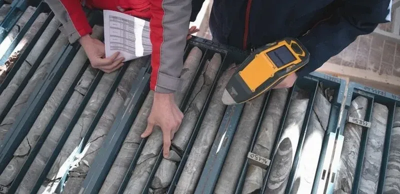 Limites d'Atterberg à Nancy : Détermination Normée en Laboratoire